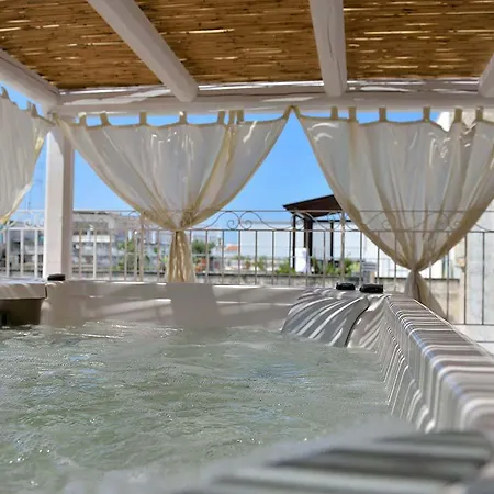 Palazzo Kapece Bed and breakfast 4*