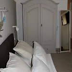 Palazzo Kapece Bed & Breakfast 4*